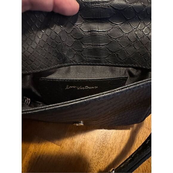 Victorias Secret Crossbody Rainbow Black Faux Crocodile Studded Strap - Picture 7 of 11